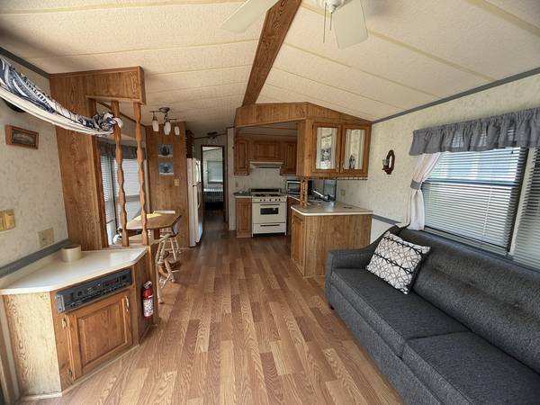 13-133 Woodhaven Lakes, Sublette, IL 61367