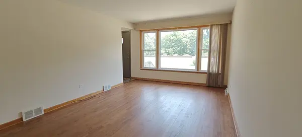 10824 S Sacramento AVE, Chicago, IL 60655