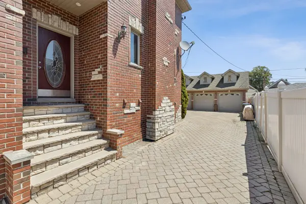 5611 S Nashville AVE, Chicago, IL 60638