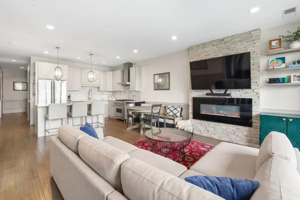 1601 W PEARSON ST #3S, Chicago, IL 60622