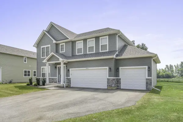 906 Hayden DR, Yorkville, IL 60560