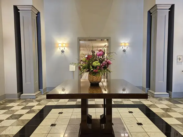 70 W Huron ST #809, Chicago, IL 60654