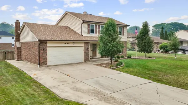 3444 Drover LN, Darien, IL 60561