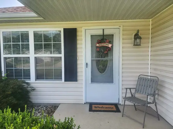 1511 Hawkeye CT, Carterville, IL 62918