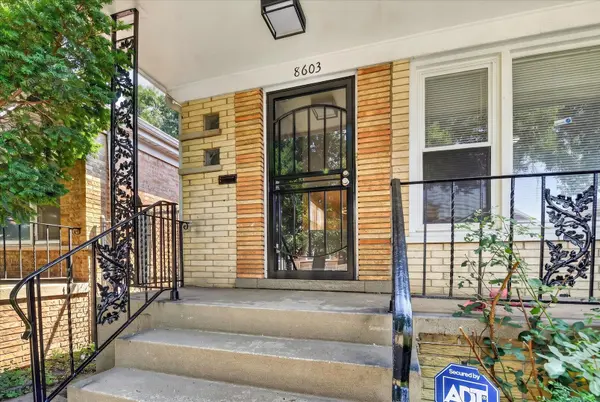 8603 S Exchange AVE, Chicago, IL 60617