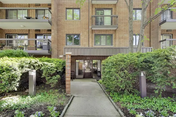 1695 2nd ST #507, Highland Park, IL 60035