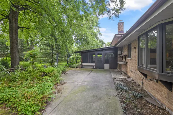 12931 S 71st AVE, Palos Heights, IL 60463