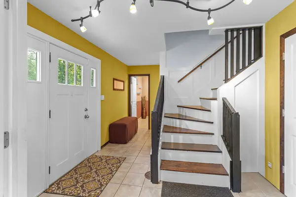 2100 59th ST, Downers Grove, IL 60516