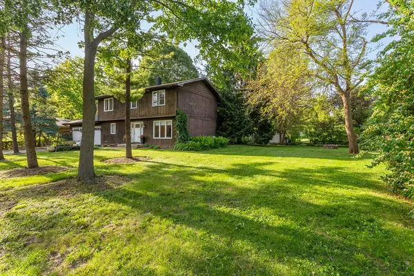 2100 59th ST, Downers Grove, IL 60516