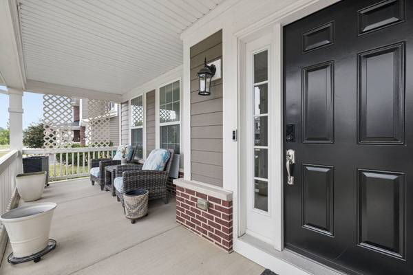 13824 Amelia DR, Lemont, IL 60439