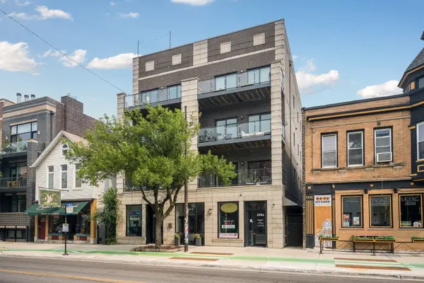 2104 W Belmont AVE #2E, Chicago, IL 60618