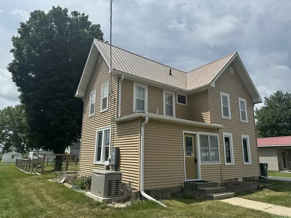 17 W OLD MILL ST, Milledgeville, IL 61051