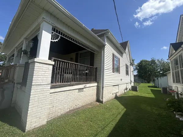107 W Lincoln ST, Harrisburg, IL 62946