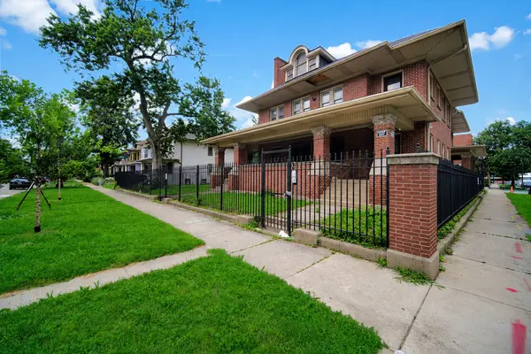 446 N Pine AVE, Chicago, IL 60644