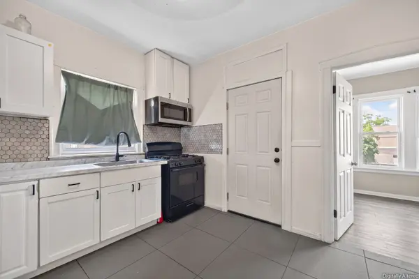 4826 Wright TER, Skokie, IL 60077