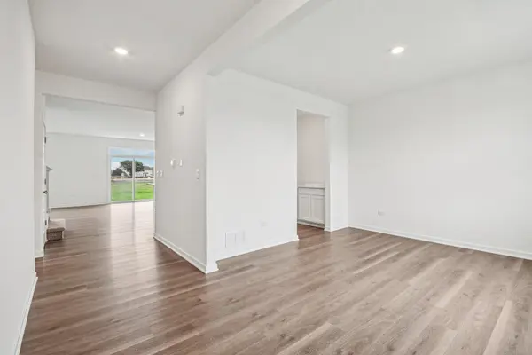 6214 Leinster LN, Tinley Park, IL 60477