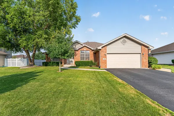 2592 Molly CT, New Lenox, IL 60451