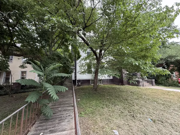 608 W Main ST, Carbondale, IL 62901