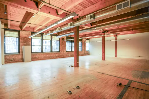 4001 N Hermitage RD #110, Chicago, IL 60613