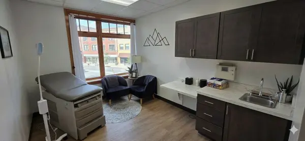 3832 N Lincoln AVE, Chicago, IL 60613