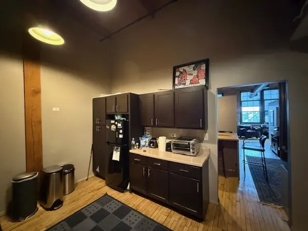 4001 N Hermitage RD #310, Chicago, IL 60613