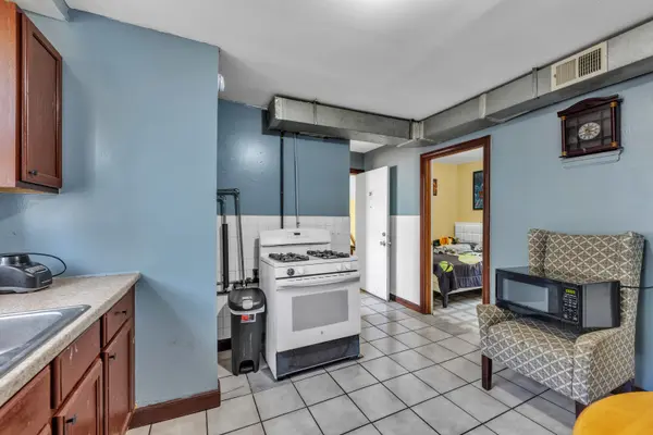 3031 S Central Park AVE, Chicago, IL 60623