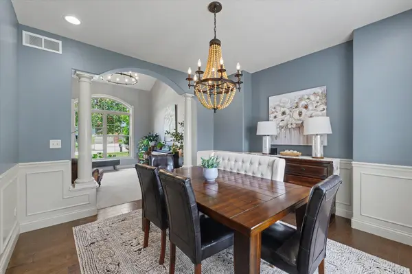 1203 White Oak RD, Mahomet, IL 61853