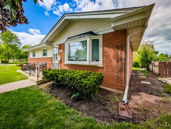 1005 Irving Park RD, Itasca, IL 60143