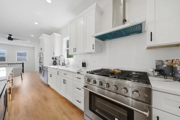 638 E 65th ST, Chicago, IL 60637
