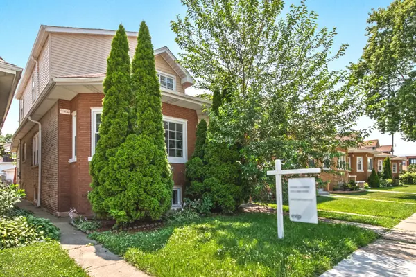 5529 W CORNELIA AVE, Chicago, IL 60641