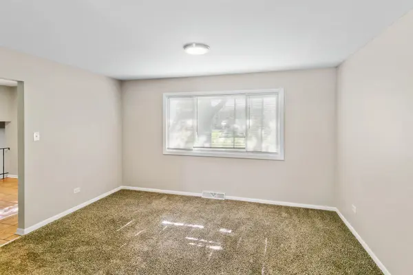 22547 Mission DR, Richton Park, IL 60471