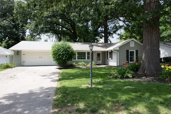 46 Briarcliff RD, Montgomery, IL 60538
