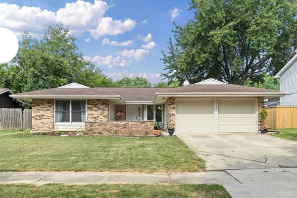 121 Newport DR, Bolingbrook, IL 60440