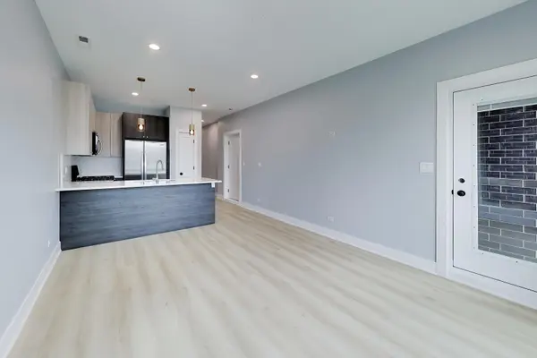 6552 S Maryland AVE #3, Chicago, IL 60637