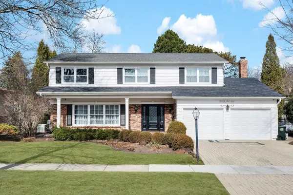 24 W Berkley DR, Arlington Heights, IL 60004