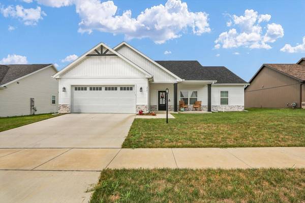 3401 Melissa LN, Urbana, IL 61802