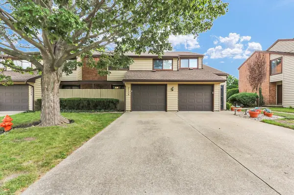2138 Harbortown CIR #2138, Champaign, IL 61821