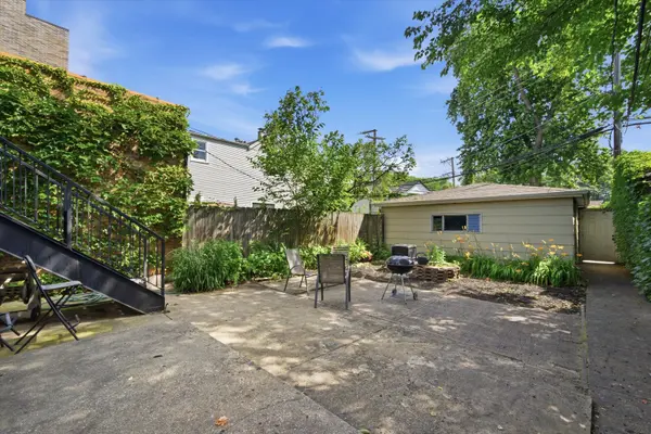 5051 N Lincoln AVE, Chicago, IL 60625