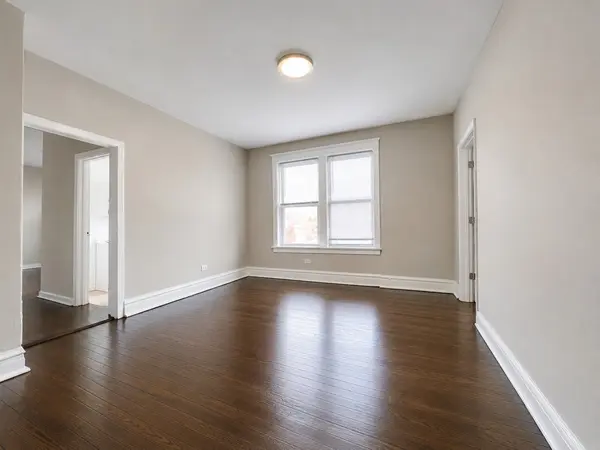 956 N Central Park AVE, Chicago, IL 60651