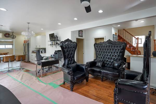 200 N Mayfield AVE, Chicago, IL 60644