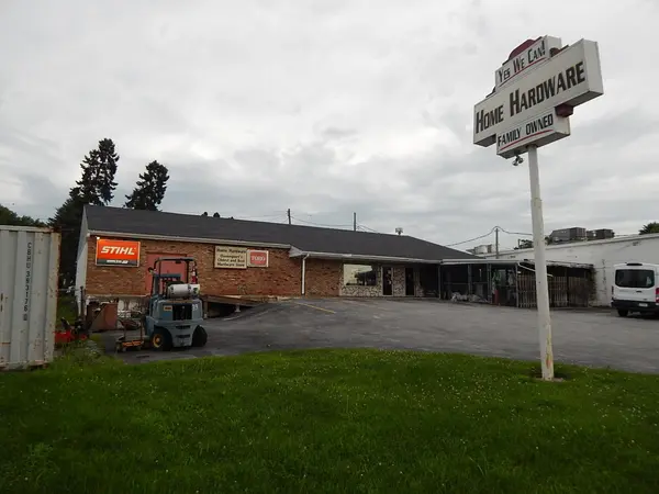 1716 W 37th ST, Davenport, IA 52806