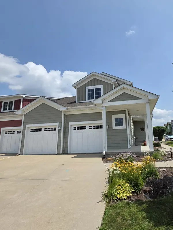8 Starboard ST #D, Ottawa, IL 61350