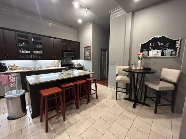 15 E Pearson ST #3, Chicago, IL 60611