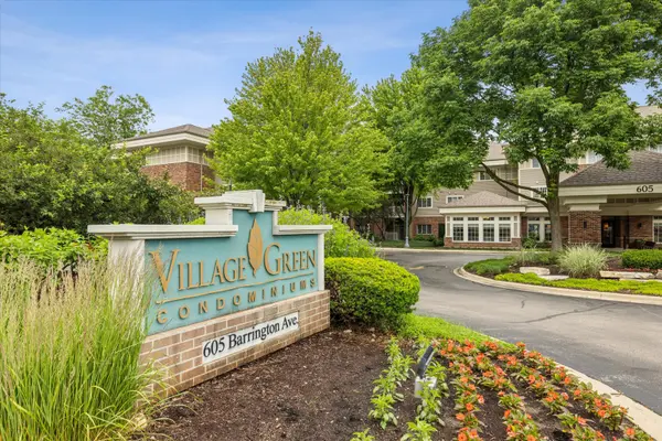 605 Barrington AVE #332, East Dundee, IL 60118