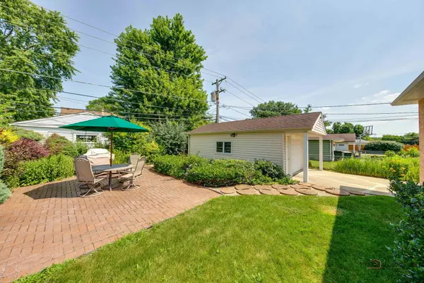 7845 N Nora AVE, Niles, IL 60714