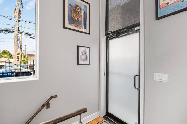 3312 W Diversey AVE #1N, Chicago, IL 60647