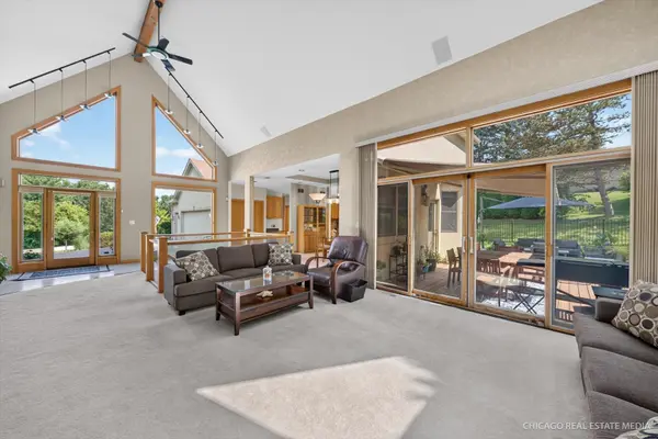 11923 Devonshire ST, Algonquin, IL 60102