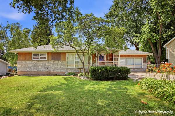 1401 Channel Beach AVE, Johnsburg, IL 60051