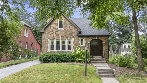 1739 Cedar RD, Homewood, IL 60430