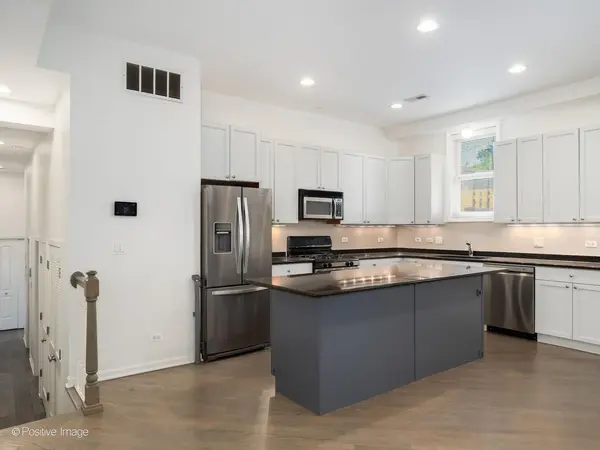 1761 W Morse AVE #GS, Chicago, IL 60626
